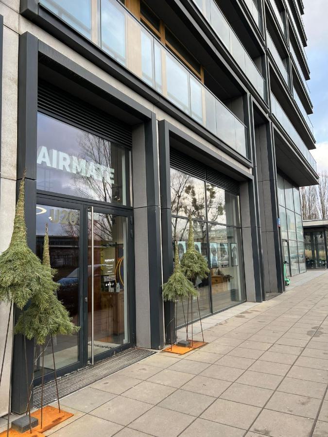 Apartament Kolejowa Hub Expo Warszawa